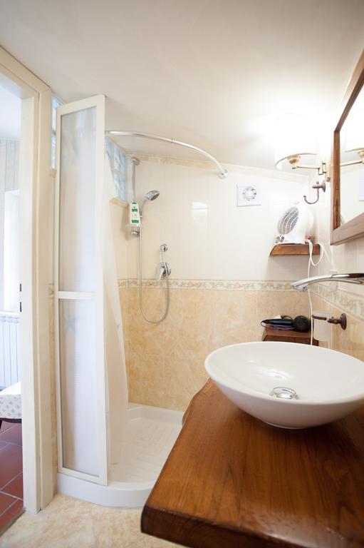 La Finestra Sul Lago Ronciglione  Habitación foto